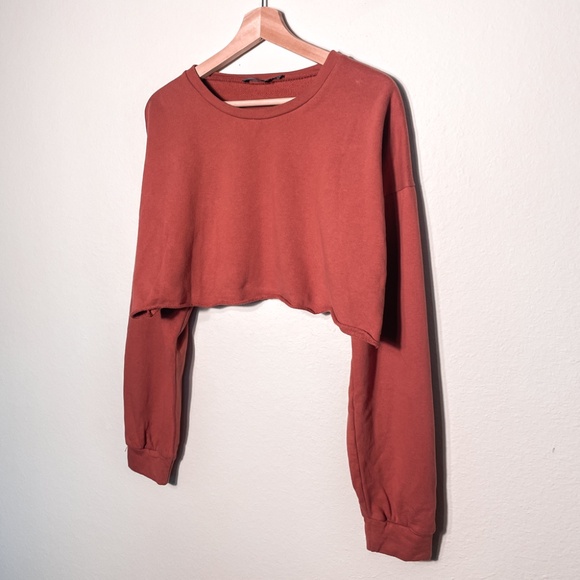 Womens Cropped PrettyLittleThing Pullover Sweatshirt Long Sleeve Cropped Top - Picture 3 of 11